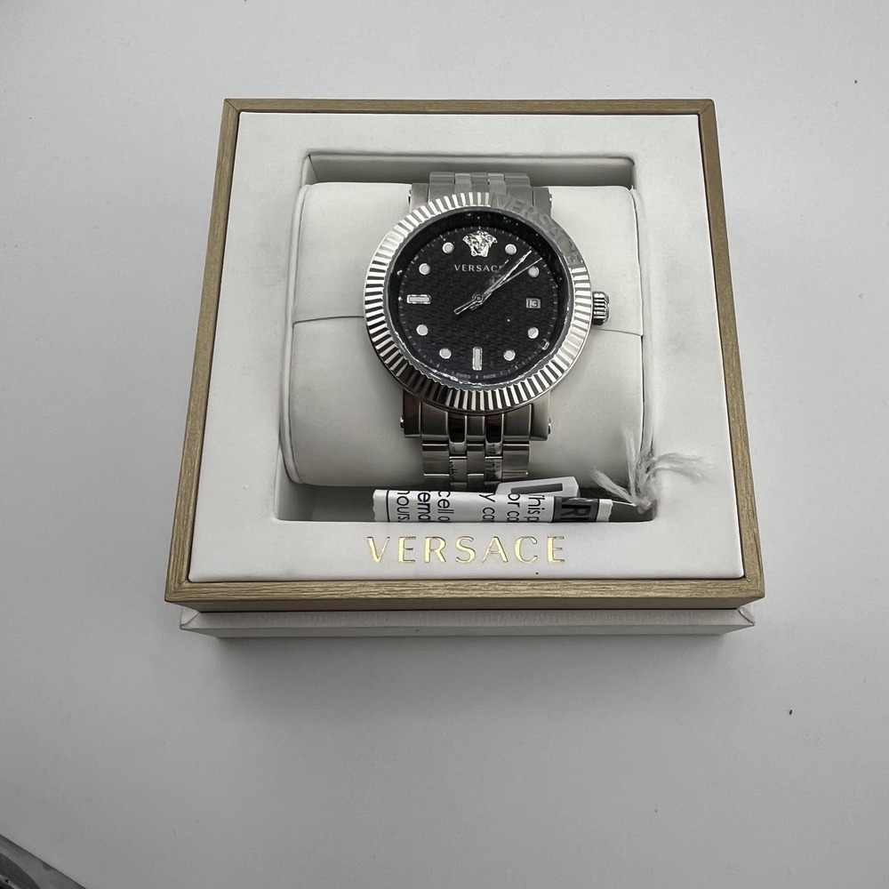 Versace Watch Mens 45mm Swiss Made Stainless Steel Black Dial Date VE3K00422 Box
